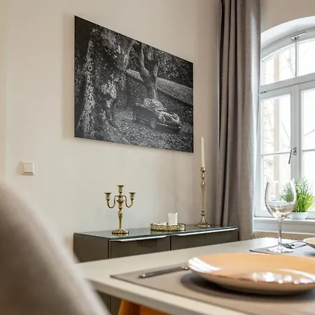 Sweethome - Luxus Pur - Grosse Kueche, Terrasse, Stellplatz, Wifi *